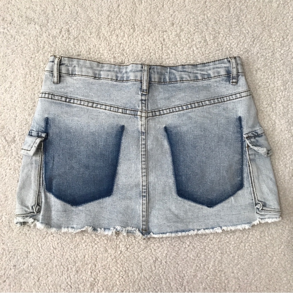 Fashion Nova Cargo Denim Mini Skirt Light Blue Size S - Picture 12 of 13